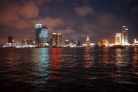 Xiamen nocą